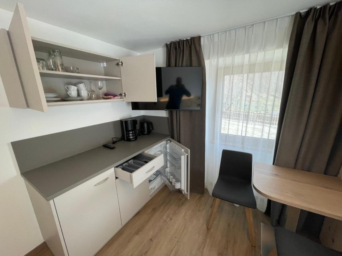 Dorfblick Appartements & Rooms Senales Exterior photo