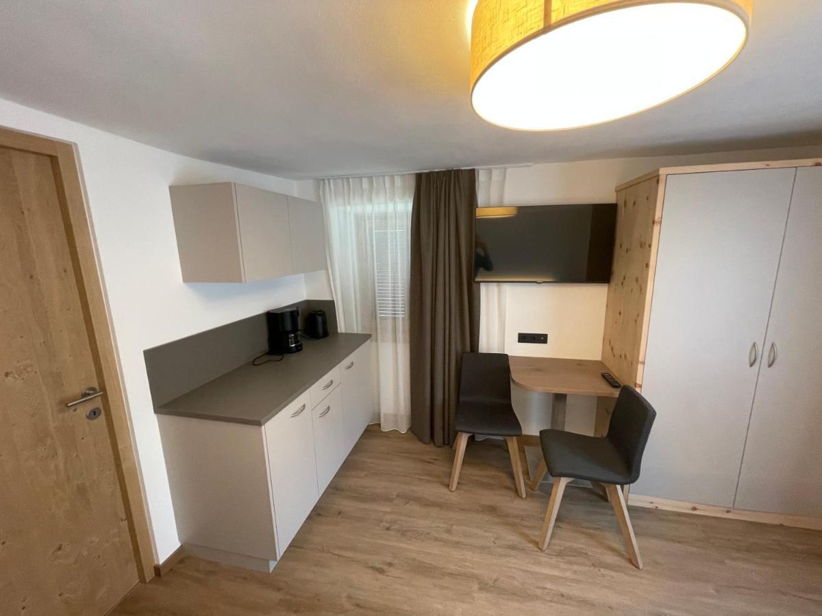 Dorfblick Appartements & Rooms Senales Exterior photo