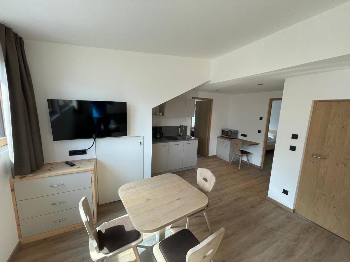 Dorfblick Appartements & Rooms Senales Exterior photo