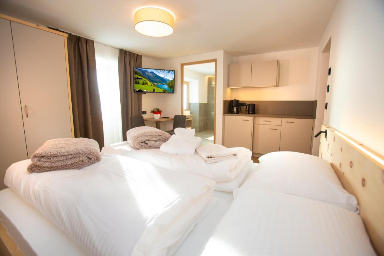 Dorfblick Appartements & Rooms Senales Exterior photo